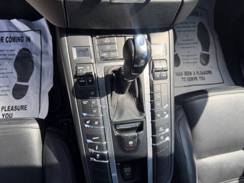 2015 Porsche Macan S