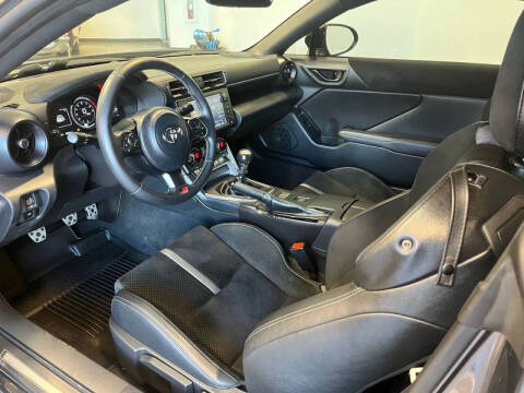 2024 Toyota GR86 Premium