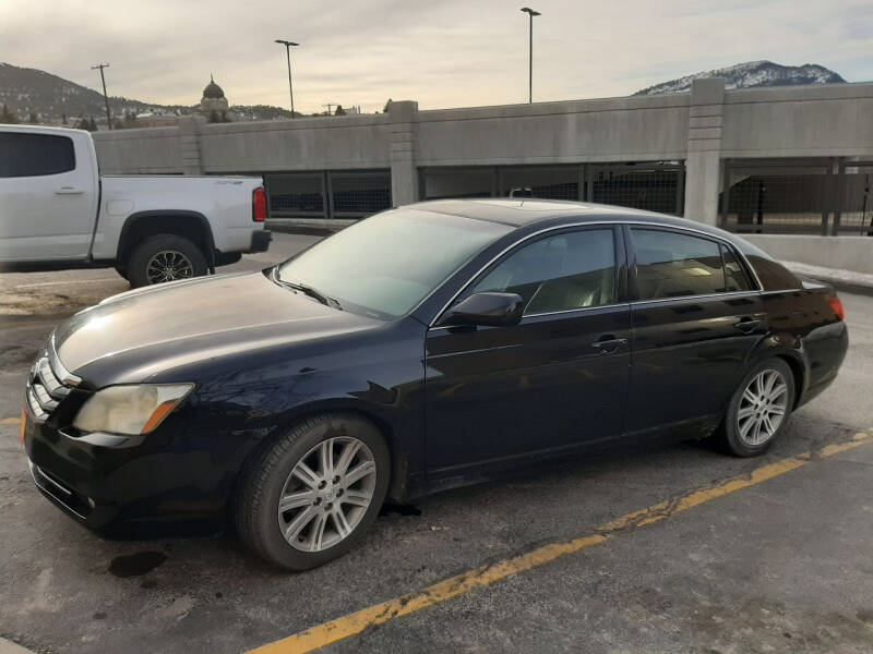 2005 Toyota Avalon for sale at Stage Coach Motors in Ulm MT