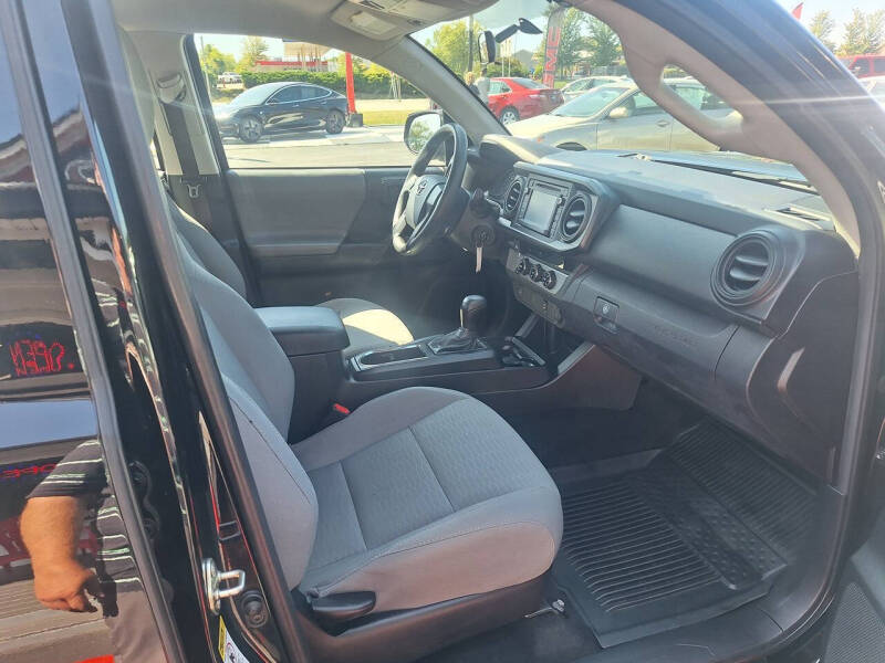 2016 Toyota Tacoma SR5