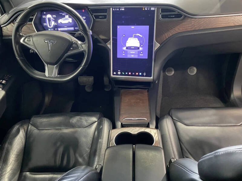 2016 Tesla Model X 90D