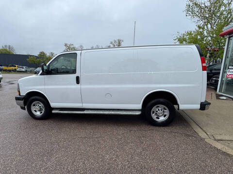 2024 Chevrolet Express 2500