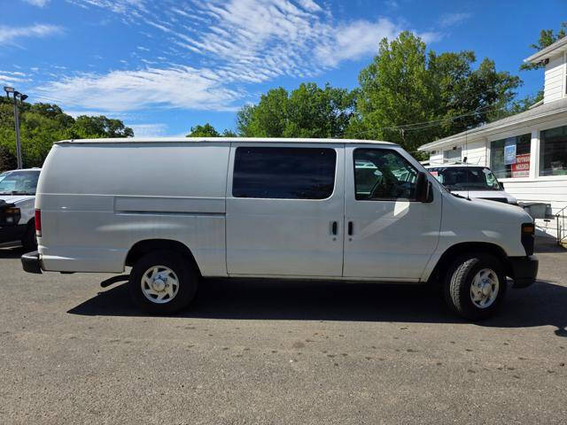 2011 Ford E-Series E-350 SD