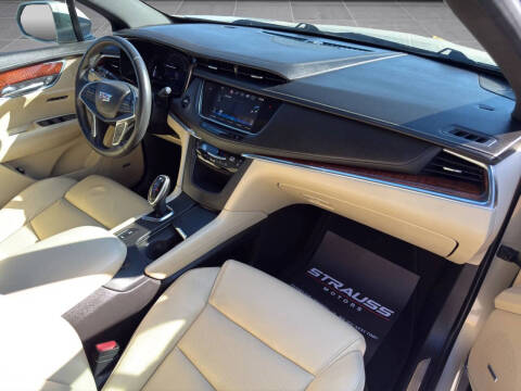 2017 Cadillac XT5 Premium Luxury
