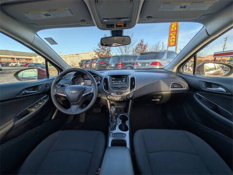2018 Chevrolet Cruze LT Auto