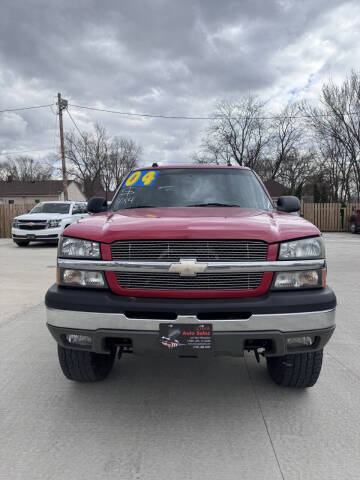 2004 Chevrolet Avalanche for sale at Iowa Auto Sales in Storm Lake IA
