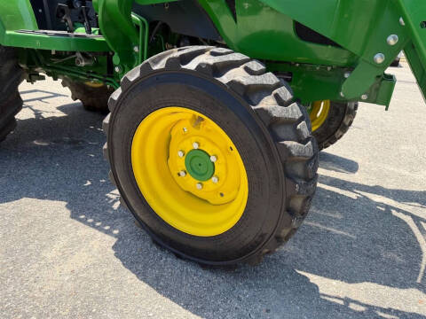 2021 John Deere 4044 M