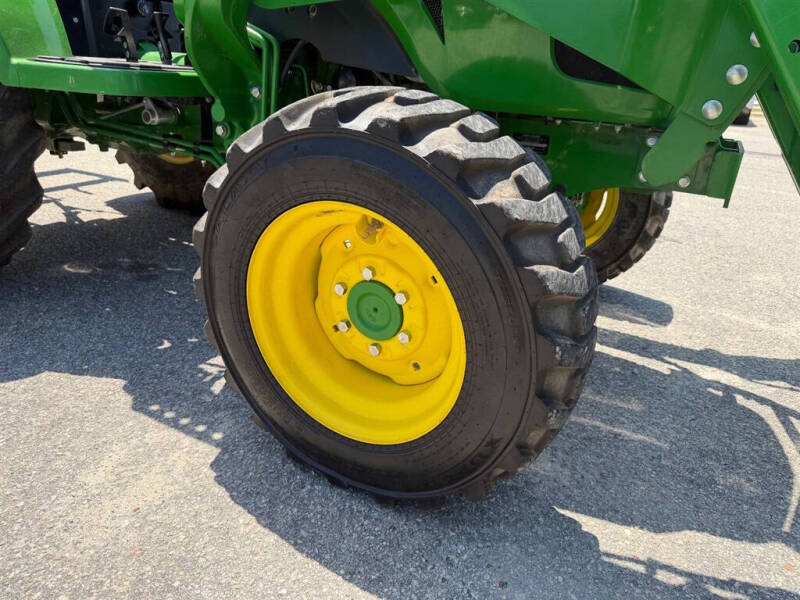 2021 John Deere 4044 M