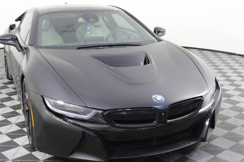 2015 BMW i8