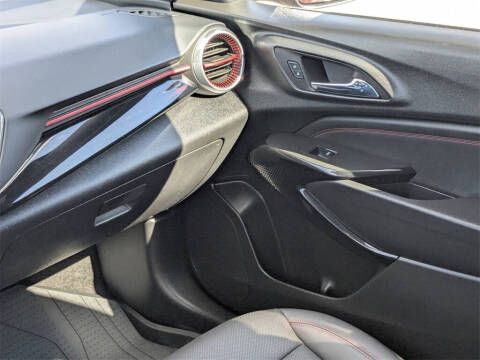 2025 Chevrolet Trax RS