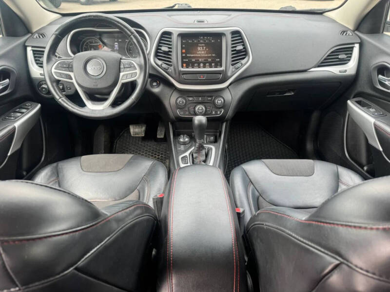 2017 Jeep Cherokee Trailhawk