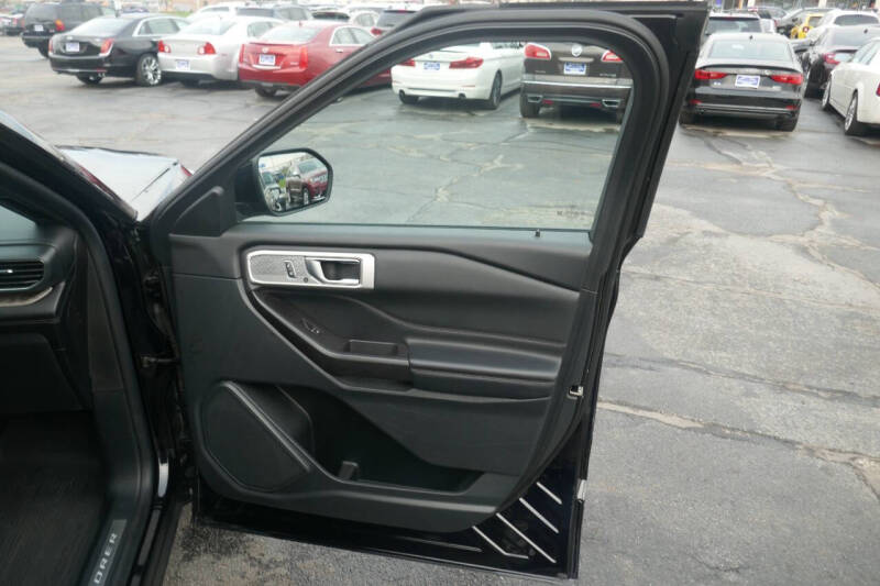 2020 Ford Explorer Platinum