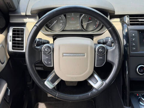 2017 Land Rover Discovery SE