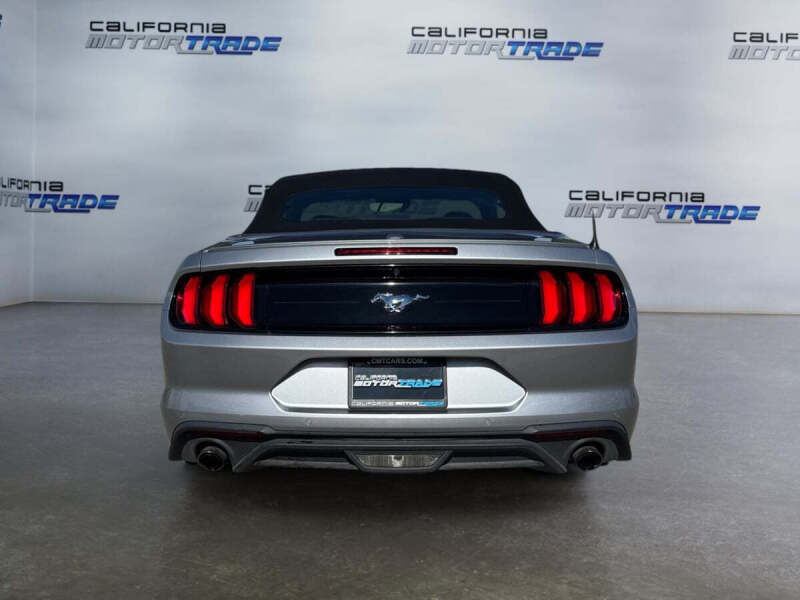 2023 Ford Mustang EcoBoost Premium