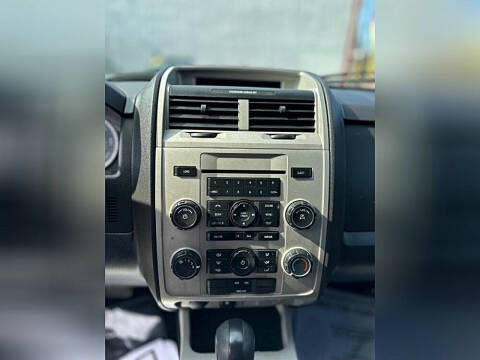 2010 Ford Escape XLT