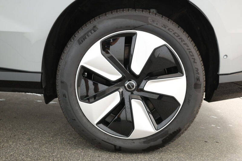 2025 Volvo EX90 Twin Plus 7P