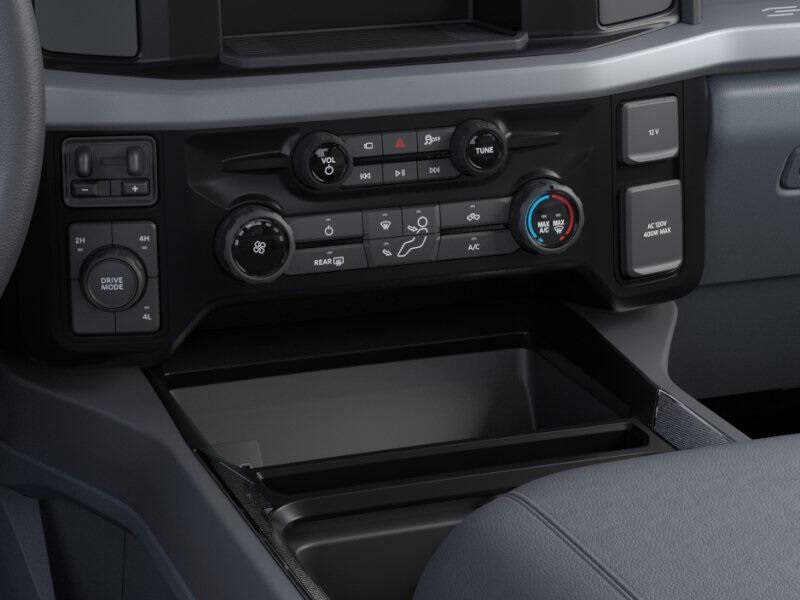 2026 Ford F-350 Super Duty XLT