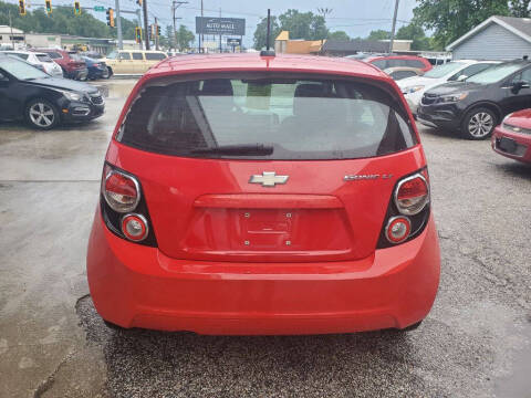 2016 Chevrolet Sonic LT Auto
