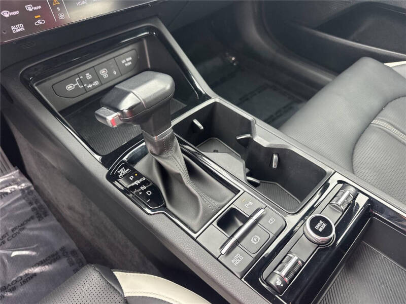 2025 Kia K5