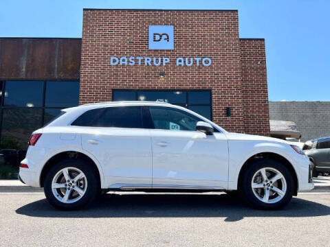 2023 Audi Q5 quattro Premium 40 TFSI