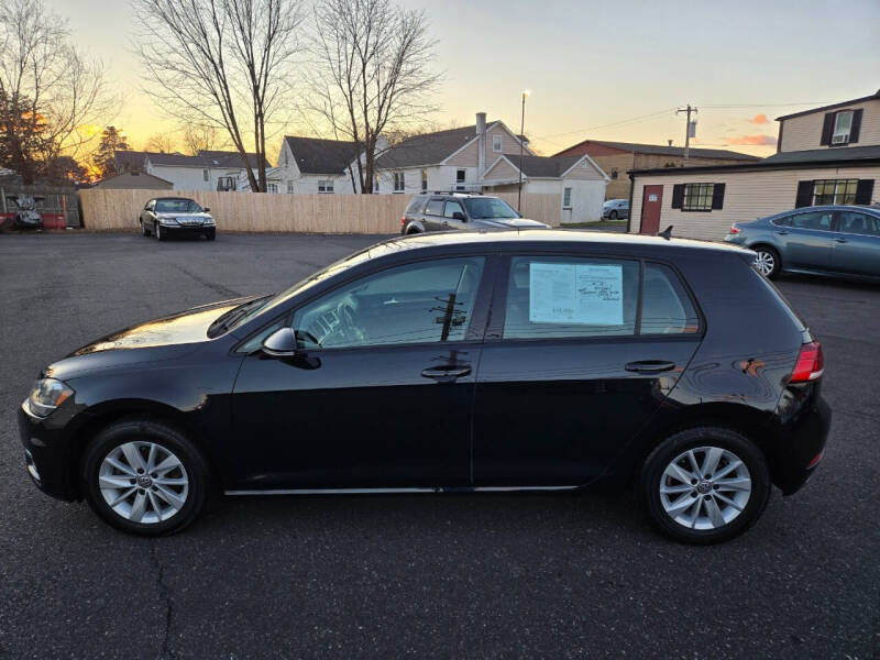 2018 Volkswagen Golf TSI S