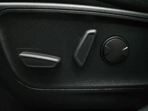 2021 Ford Escape Hybrid Titanium