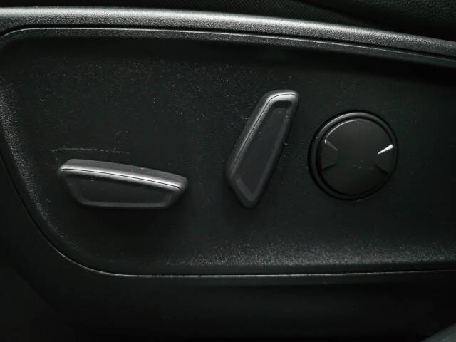2021 Ford Escape Hybrid Titanium