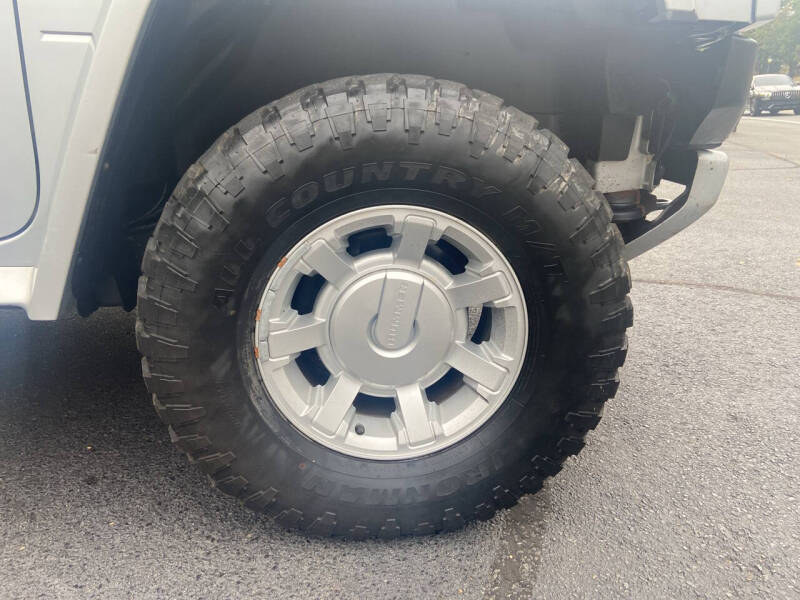 2009 HUMMER H2 Adventure