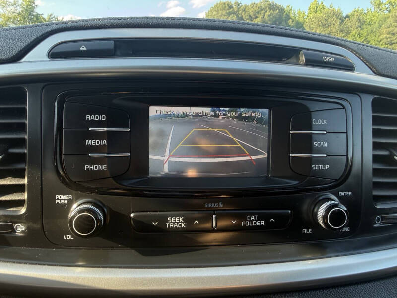 2018 Kia Sorento L