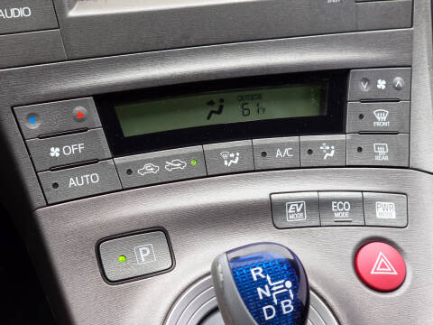 2012 Toyota Prius Two