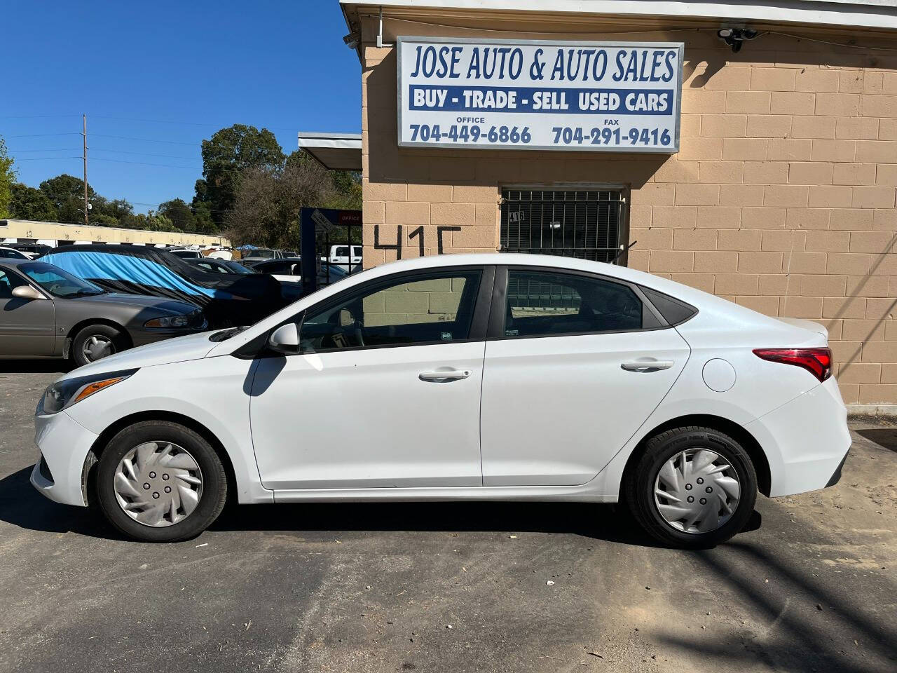 White 2021 Hyundai ACCENT SEL SEL 4dr Sedan 2