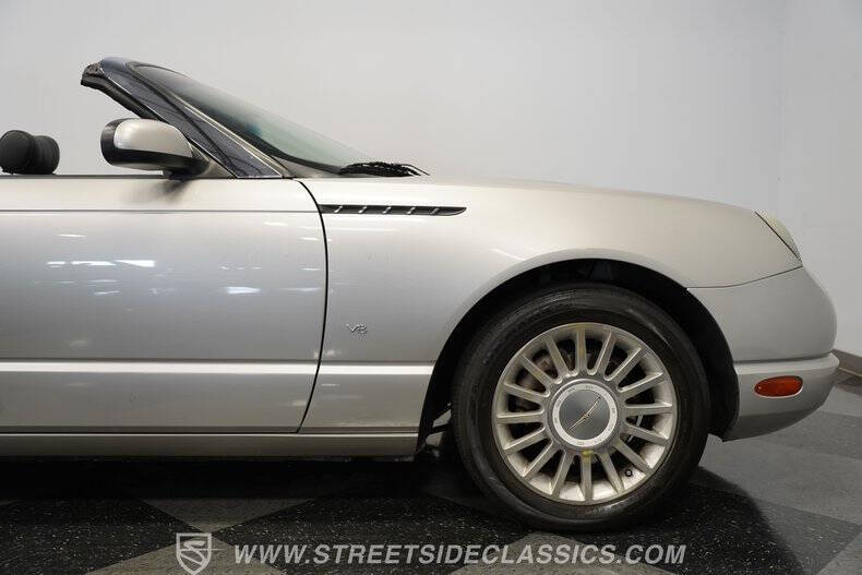 2004 Ford Thunderbird Deluxe