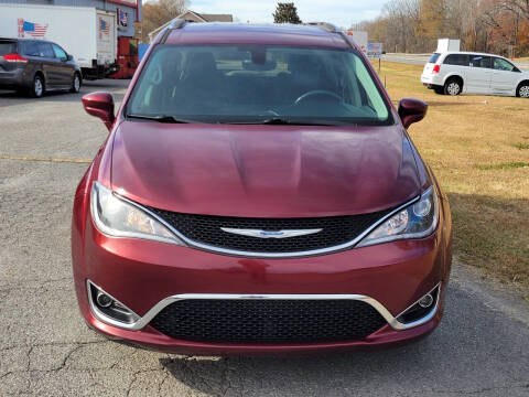 2018 Chrysler WHEELCHAIR VAN