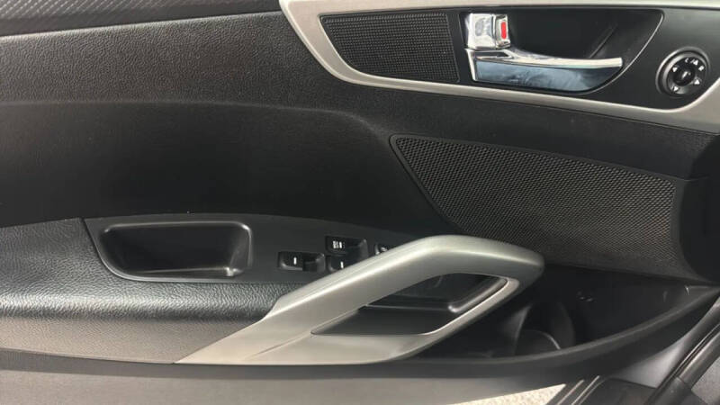 2015 Hyundai Veloster