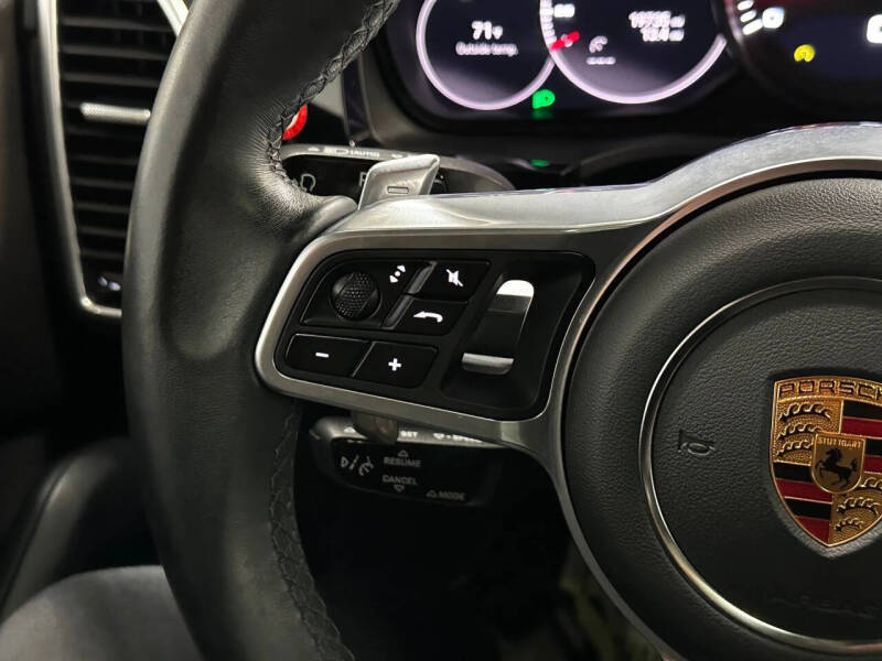 2023 Porsche Cayenne