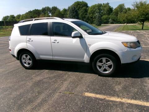 2008 Mitsubishi Outlander for sale at Crossroads Used Cars Inc. in Tremont IL