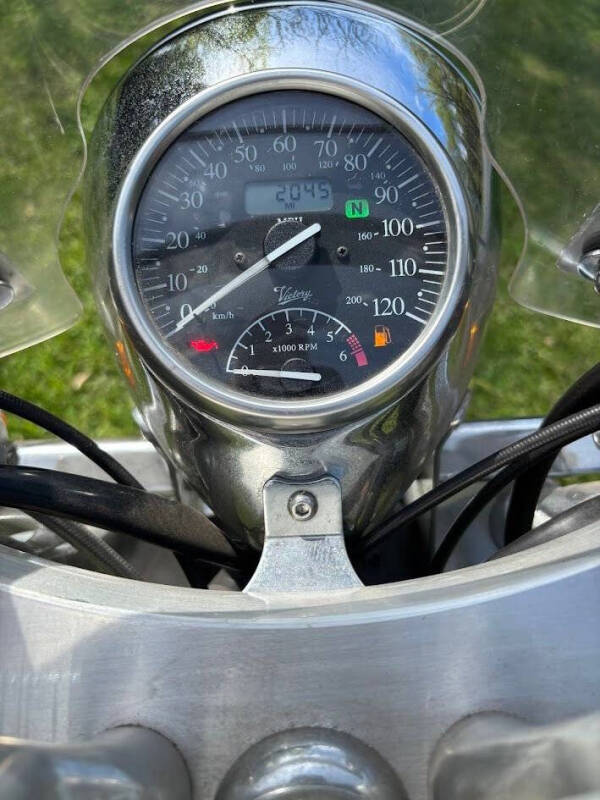 1999 Victory V92C