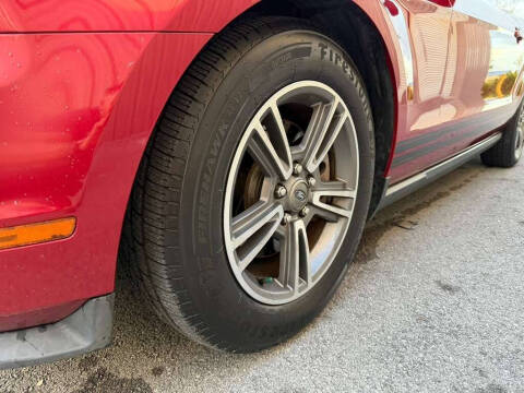 2012 Ford Mustang V6 Premium