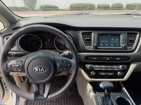 2019 Kia Sedona LX
