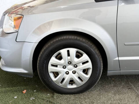 2017 Dodge Grand Caravan SE