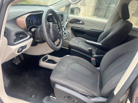 2017 Chrysler Pacifica Touring