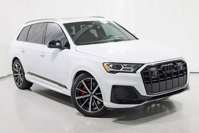 2022 Audi SQ7 for sale at Chicago Auto Place in Downers Grove IL