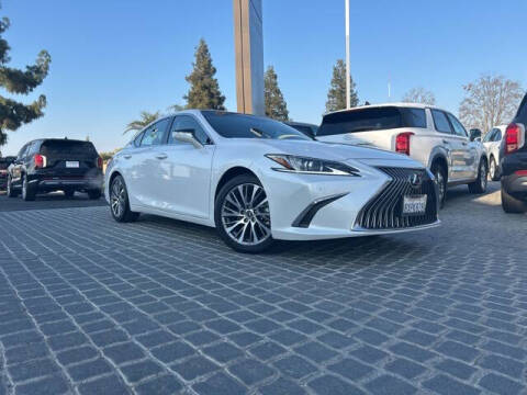 2021 Lexus ES 350