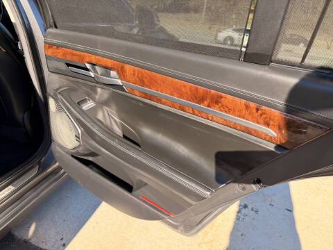 2017 Genesis G90 3.3T Premium