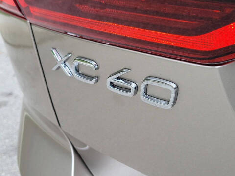 2026 Volvo XC60 B5 Core