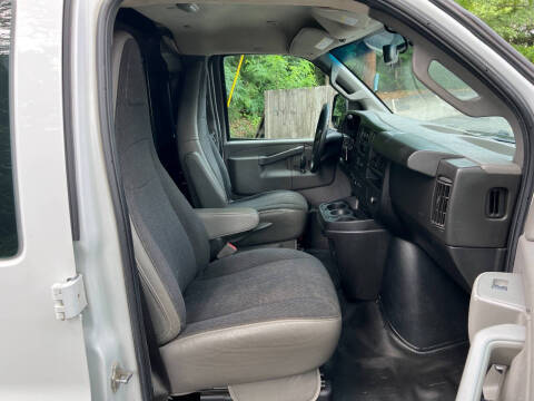 2020 Chevrolet Express 2500