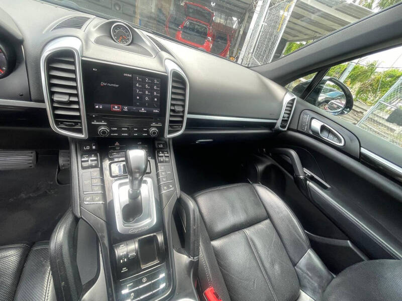 2017 Porsche Cayenne