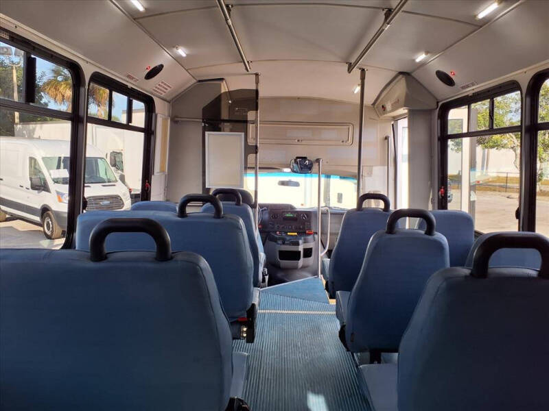 2018 Ford E-Series E-450 SD