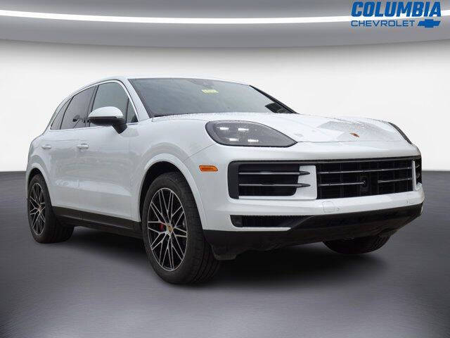 2024 Porsche Cayenne S