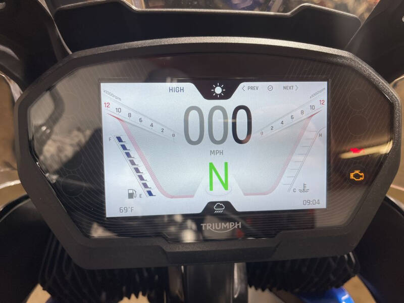 2021 Triumph 850 Sport